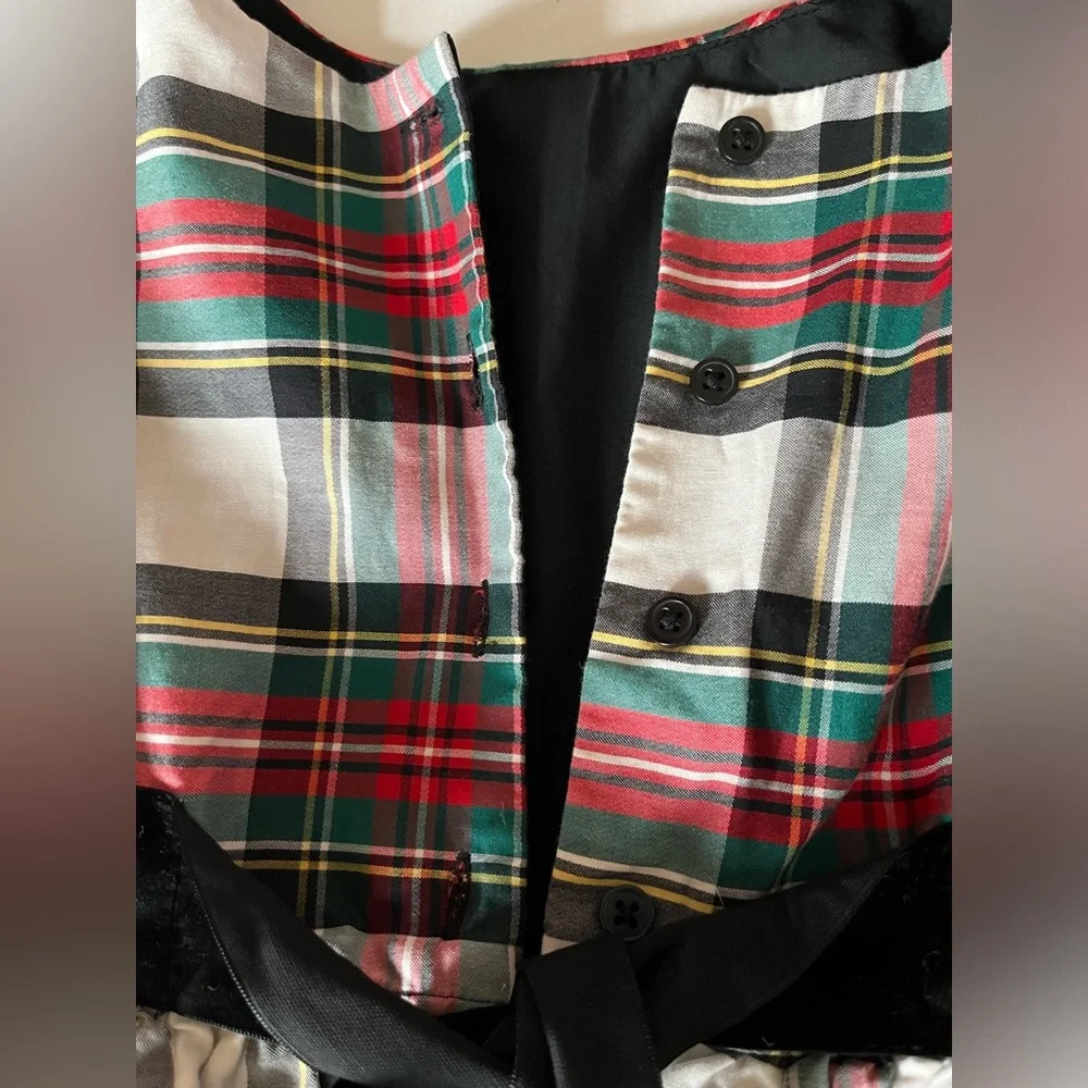 Carter’s Girl holiday dress plaid green/red w/ velvet like ribbon & tulle skirt